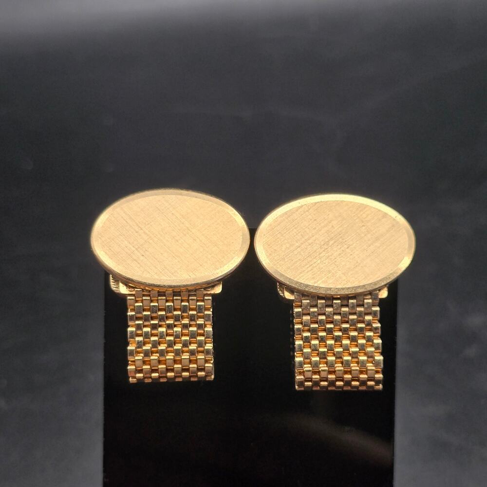 Gold Tone Oval Cufflinks with Gold Tone Mesh Vintage Men's Accessory